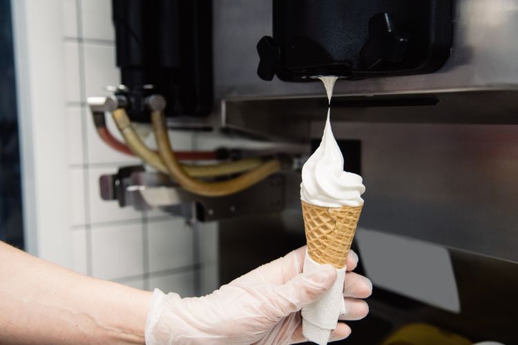 Man using ice cream machine