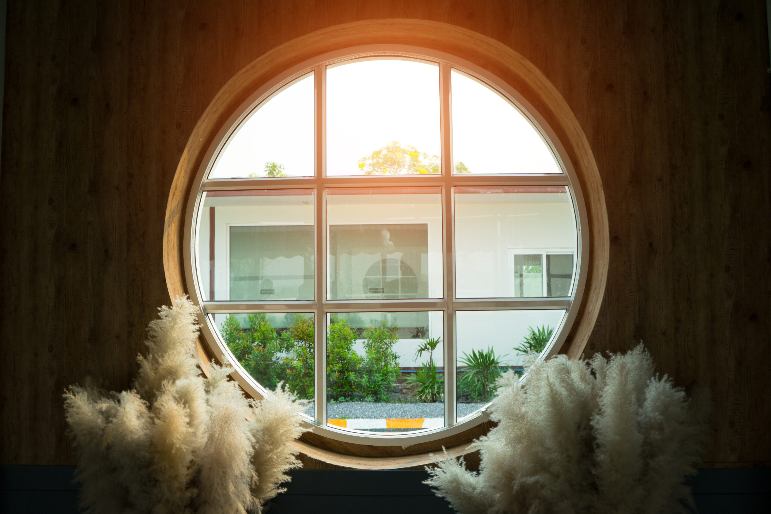 round timber window